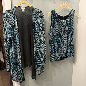 Chico's Blue and Black Patterned Top Set